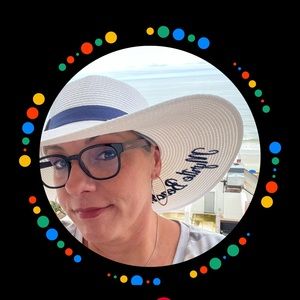 Meet your Posher, Traci